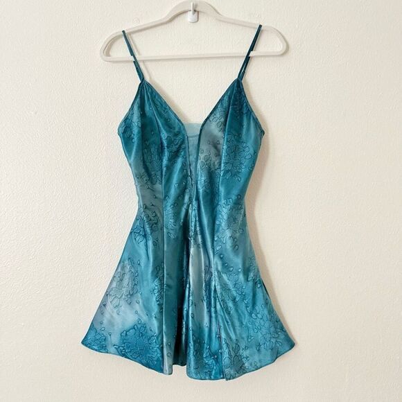 VTG Victoria's Secret Women's Small Gold Label Blue Floral Satin Mini Slip Dress - Picture 1 of 10